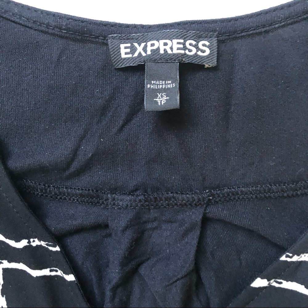 Express Windowpane Tank - Picture 2 of 2